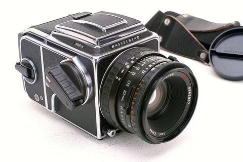 HASSELBLAD 503CW with 80mm CFE PLANAR and A12 mag