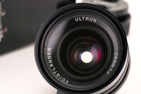 Voigtlander Ultron 28mm F2 Leica M mount