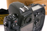 NIKON D2Xs body