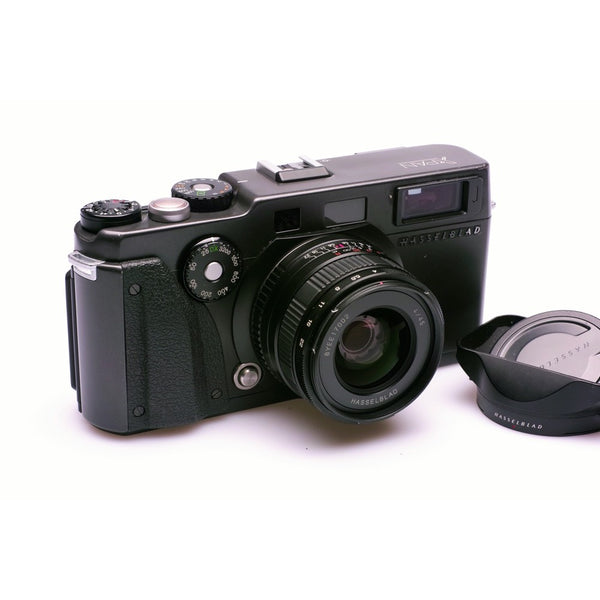 Hasselblad Xpan 1 (1999) with 45mm f4 lens – Commercial Cameras
